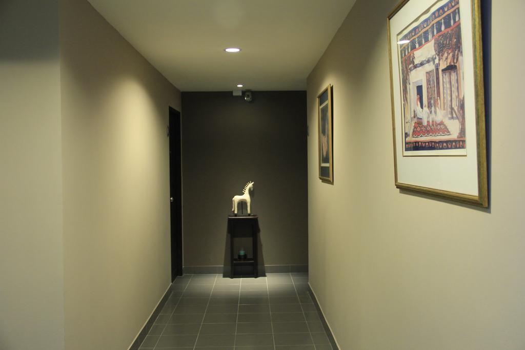 Shooters Guesthouse Pattaya Dış mekan fotoğraf
