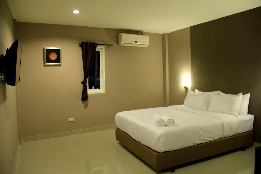 Shooters Guesthouse Pattaya Dış mekan fotoğraf