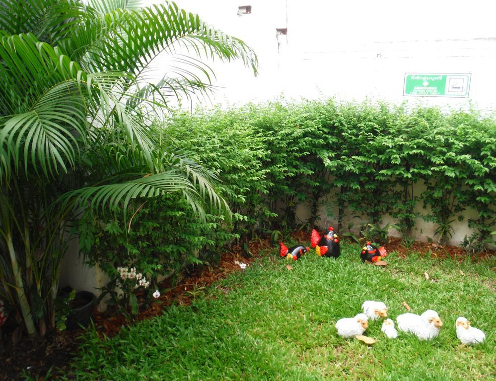 Shooters Guesthouse Pattaya Dış mekan fotoğraf